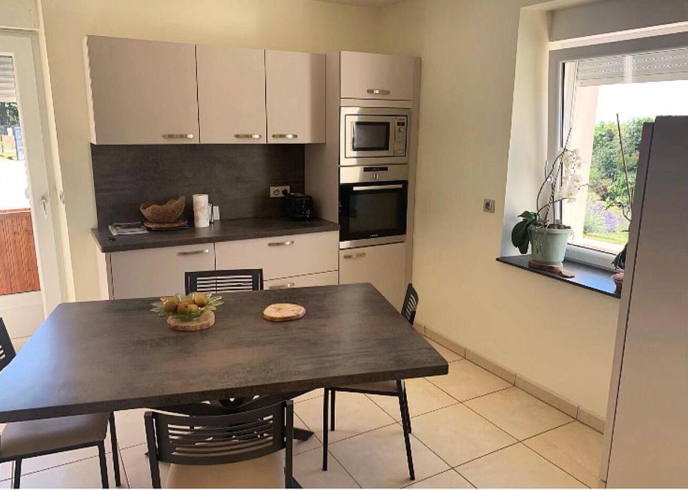 Avant d'une cuisine petit espace