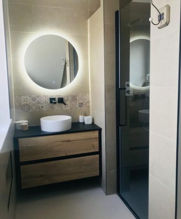 Salle de bain après