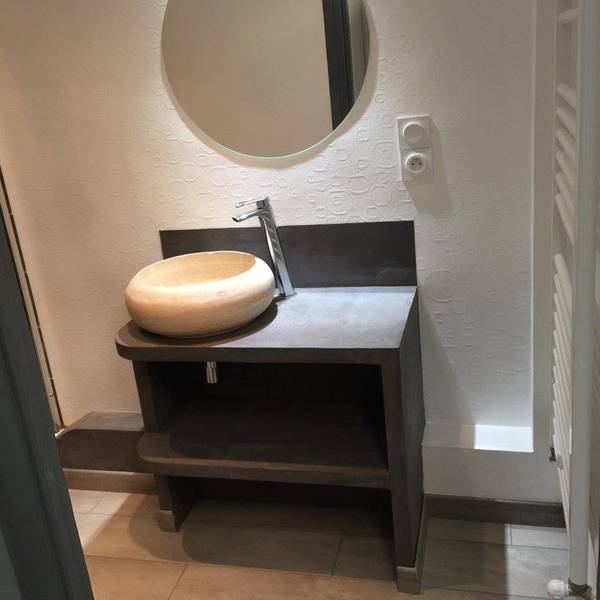 Installation d'une vasque salle de bain